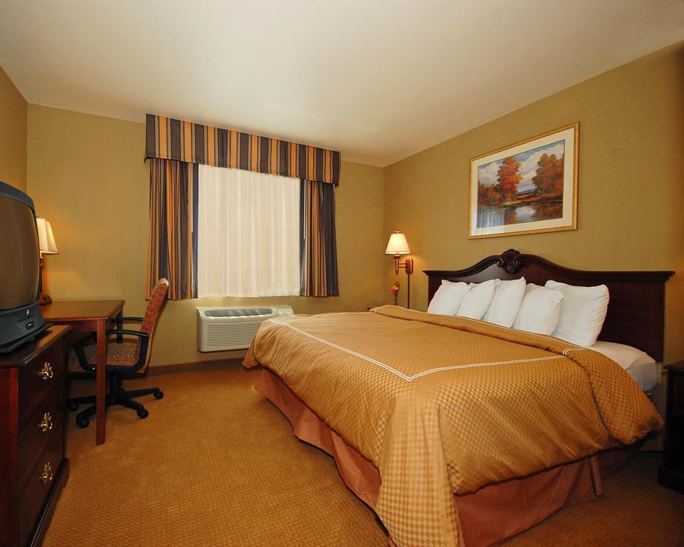 Comfort Suites At Par 4 Resort Waupaca Zewnętrze zdjęcie