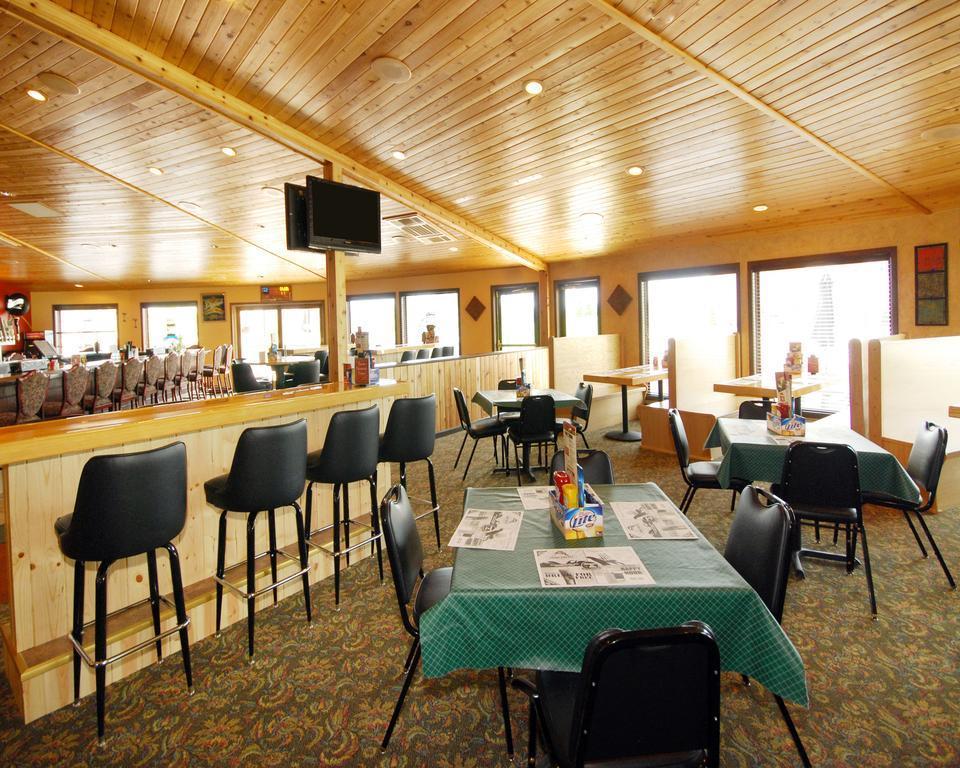 Comfort Suites At Par 4 Resort Waupaca Zewnętrze zdjęcie
